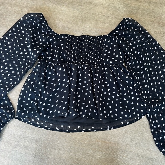 Lime lush  Black Heart Pattern Blouse nwt - Picture 4 of 9